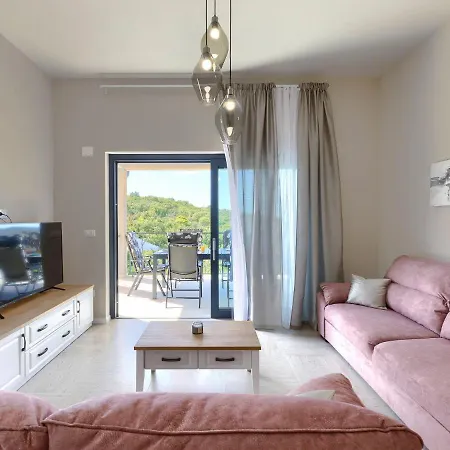 Bella By Interhome * Brtonigla