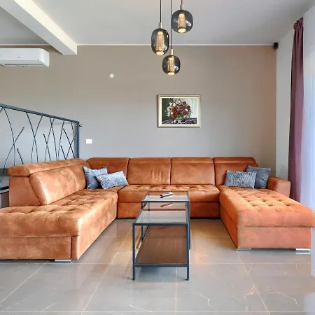 Bella By Interhome Brtonigla