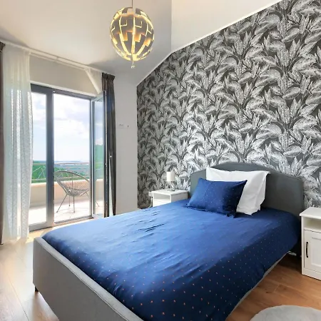 Bella By Interhome Vikendica