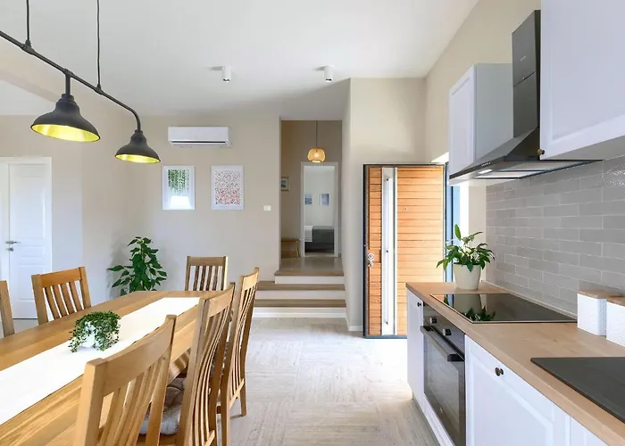 Bella By Interhome 브르토니글라