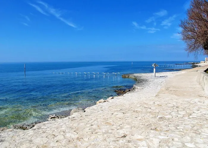 Bella By Interhome * 브르토니글라